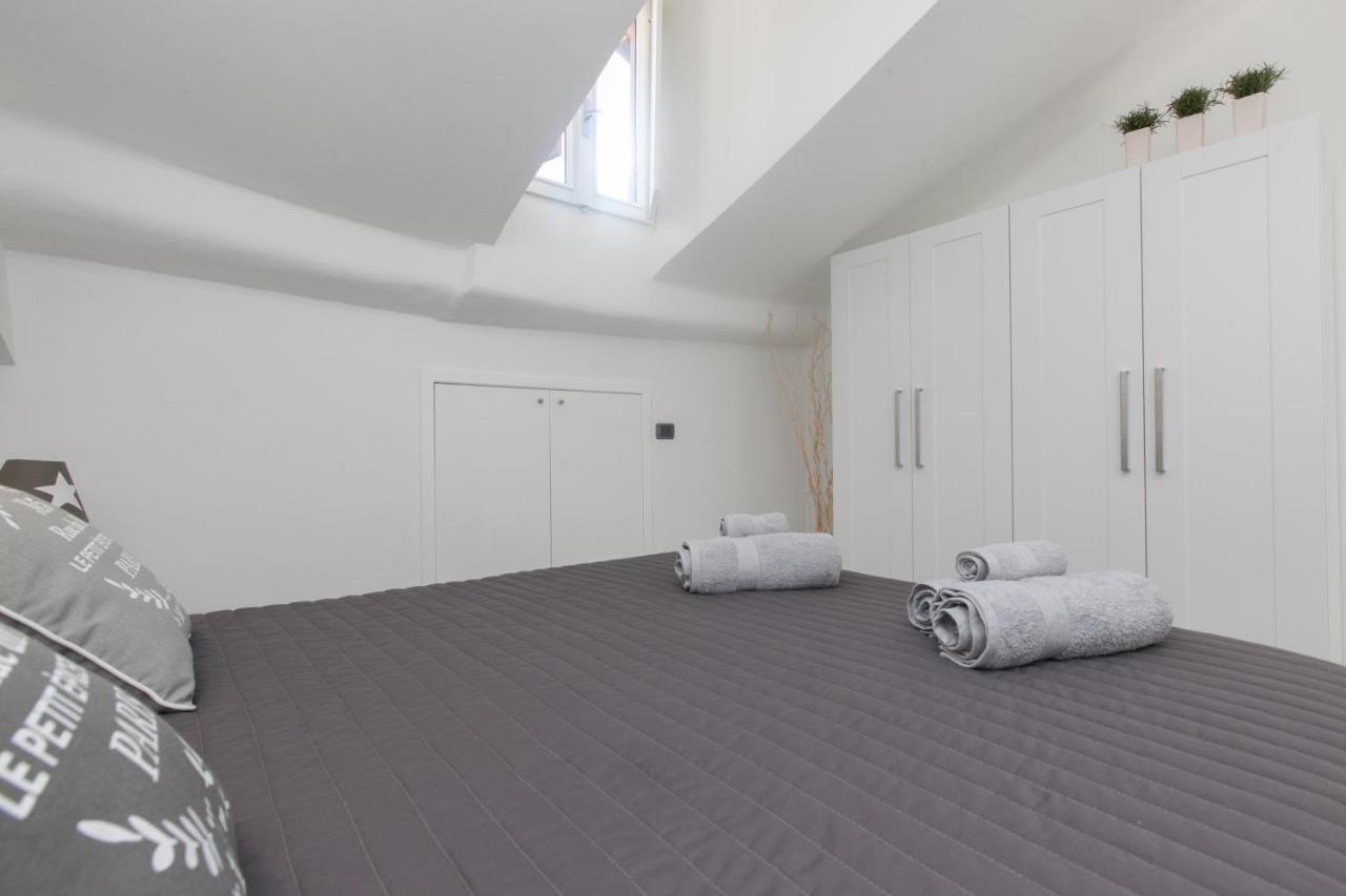 Amazing And New Penthouse In City Center Milano Eksteriør billede