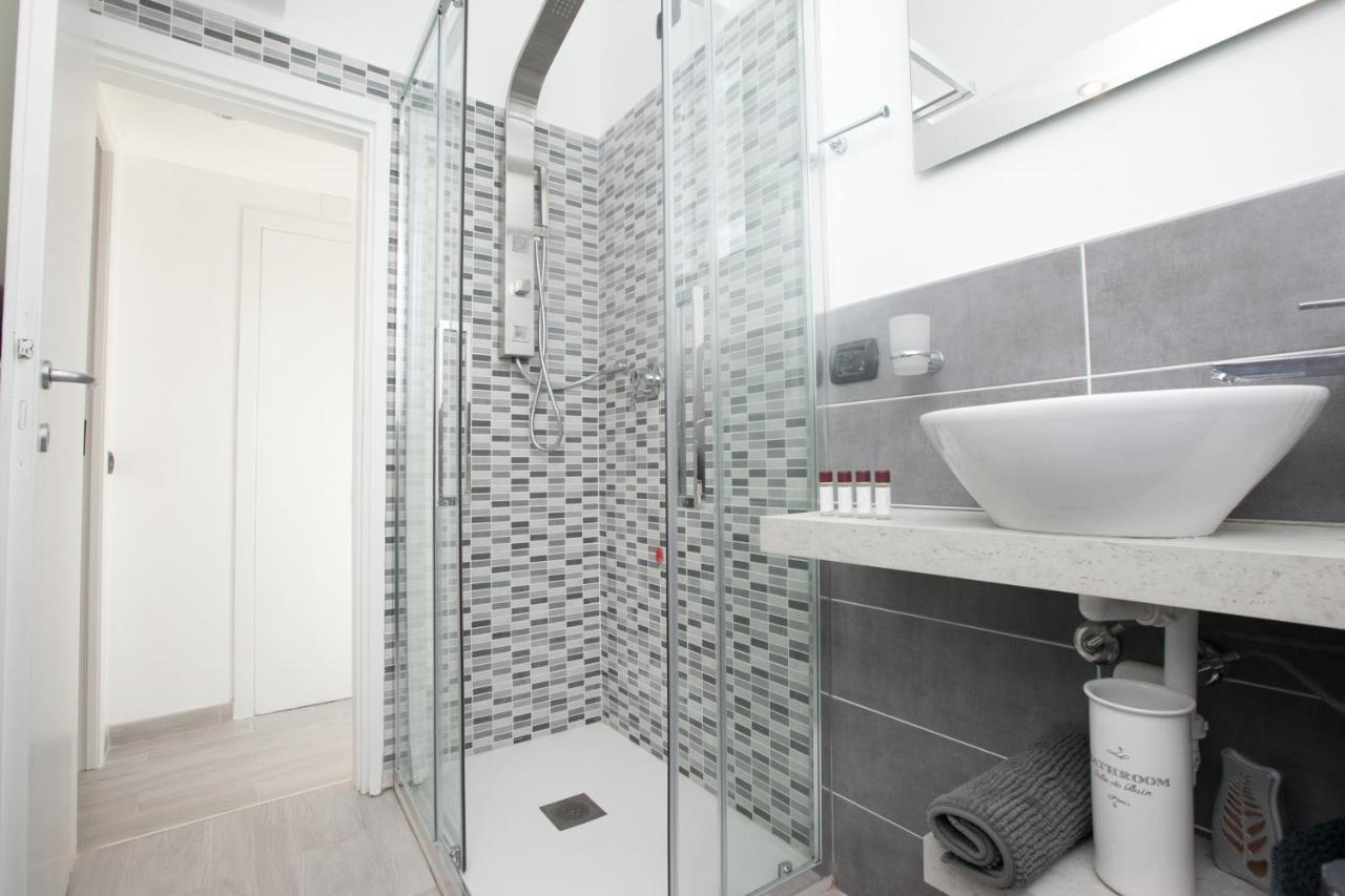 Amazing And New Penthouse In City Center Milano Eksteriør billede
