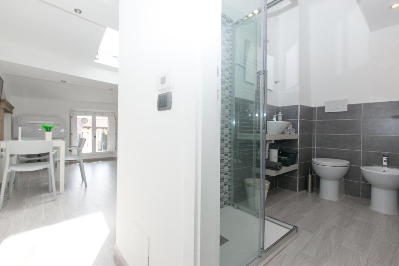 Amazing And New Penthouse In City Center Milano Eksteriør billede