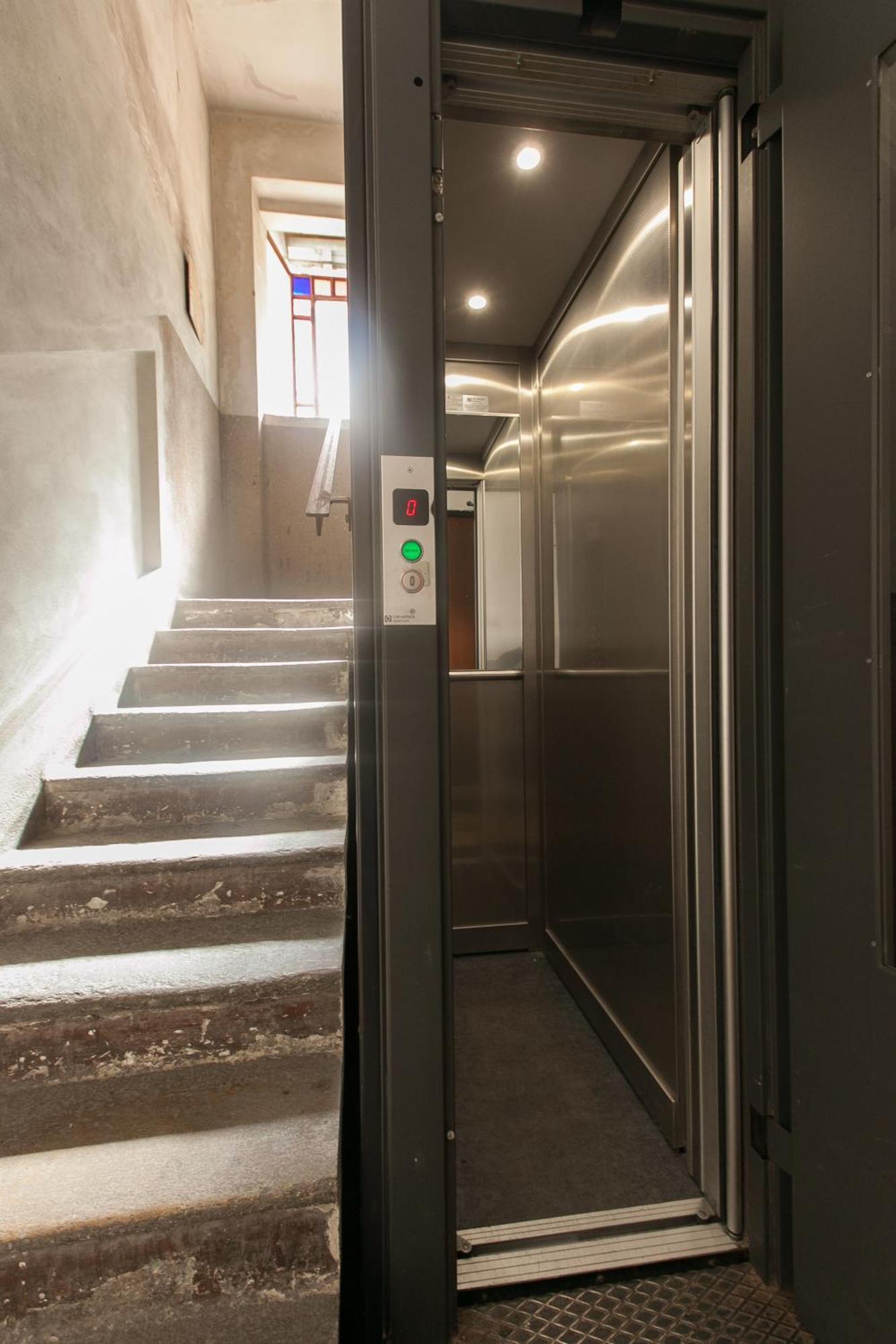 Amazing And New Penthouse In City Center Milano Eksteriør billede